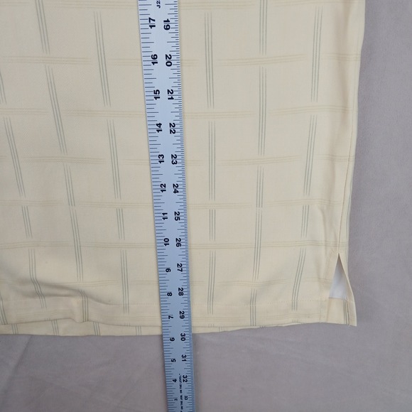 Tommy Bahama Large Mens Shirt Hawaiian Camp Silk Floral Casual 24x29 Has Defects - Picture 7 of 12